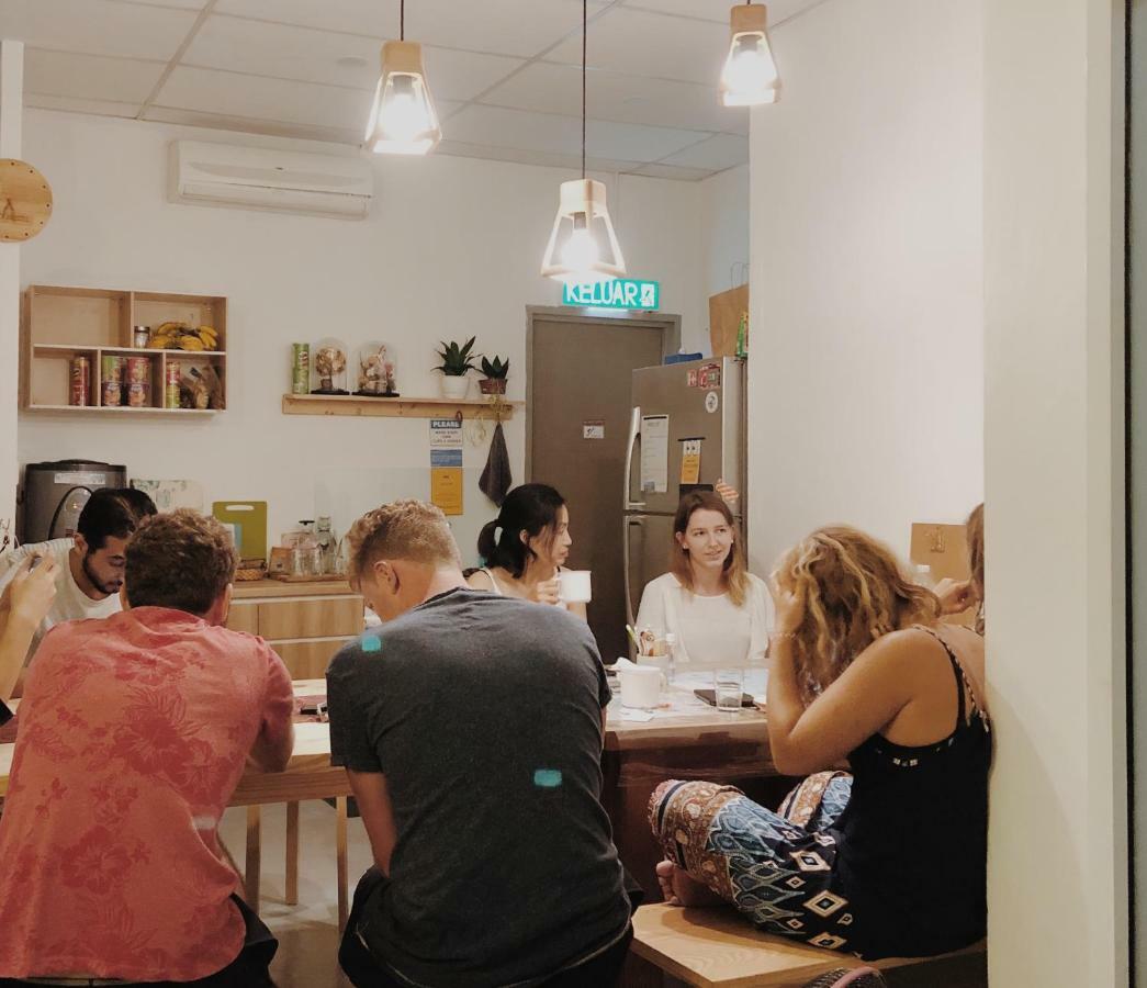 Cozy Hostel Kampong Sembulan ภายนอก รูปภาพ
